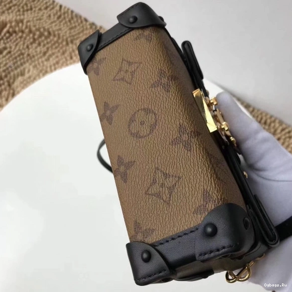 CHANELutch Louis Trunk Petite Malle Vuitton 0515
